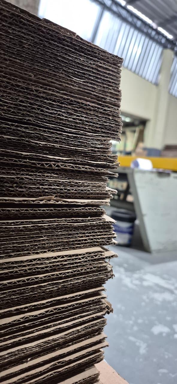 Caixa de Papelão